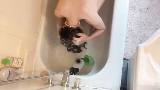 CLEAN HAIR IN ADVANCE OF SHOWER
