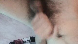Дрочу свой член