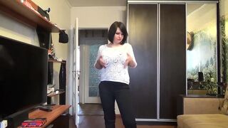Stripping and banging my vagina with wild bang mashine JOI