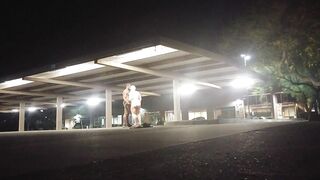 Risky sex in an empty parking lot!