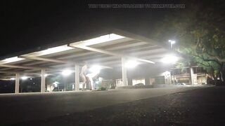 Risky sex in an empty parking lot!