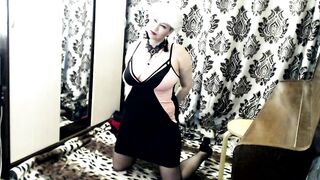 Nasty mother I'd like to fuck whore gives oral pleasure in handcuffs whilst kneeling! Real total climax control!