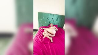 BLACK YOUTHFUL WOMAN MASTURBATING