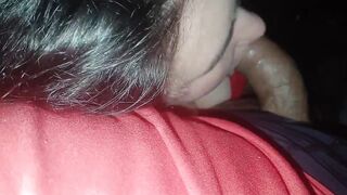 Spunk fountain in the throat of a married woman (amateur movie scene)