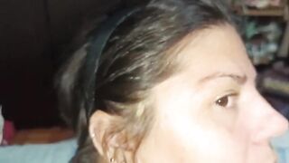 See the queen groaning on the massive schlong.