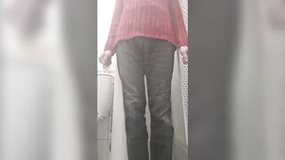 Amateur teen pees ebony jeans
