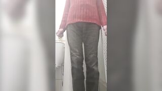 Amateur teen pees ebony jeans