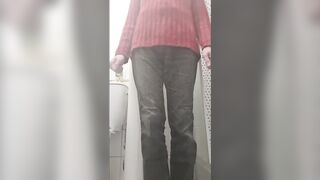 Amateur teen pees ebony jeans
