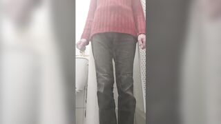 Amateur teen pees ebony jeans