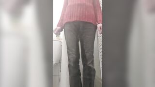 Amateur teen pees ebony jeans