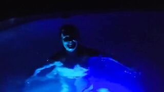 Snuck her exposed into the neighbors pool to phat her off at sunset