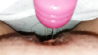 Virgin vagina sluggishly squirting with orgasms during the time that vibrating juicy cunt and love button!