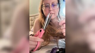 Hair cutting kink, I cut ends whilst I talk about shaving it all off