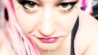 Message from your girlfriend This babe decided u jerking to porn is cheating now u're drilled