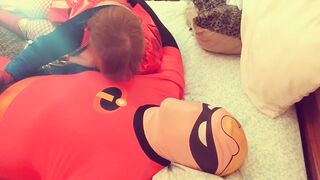 Granny Supergirl Sucks Mr. Incredible