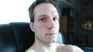AndyVans Stud livecam hunk january home appartment Belgium