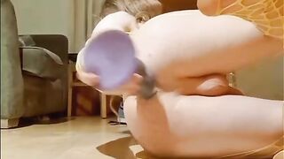 Sissy tranny doxy training her aperture with a biggest sextoy