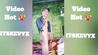 Compilation of masturbation movie scenes by itskevyx