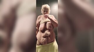Sneaking off to Screw on the Wall This guy Gives Her Balls and All
