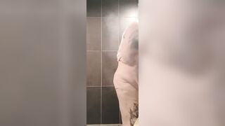 Sneaking off to Screw on the Wall This guy Gives Her Balls and All