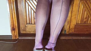 Enjoyable vagina in pink nylons, NylonKissa