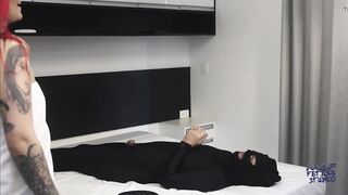 Female-dominator Diaba Facesitting a Sub in Servitude