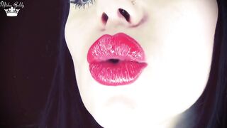 My red kisses make u cum on my face in movie scene! But this will at no time happen in real life sissy male!