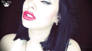 My red kisses make u cum on my face in movie scene! But this will at no time happen in real life sissy male!