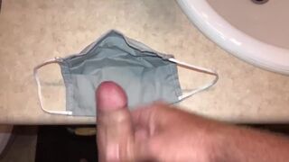 Cumming on this mask for a second time now out of washing it, next time I’ll have a fun wearing it
