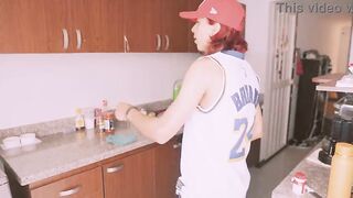 I get screwed at my 1st day at work as maid