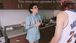 I get screwed at my 1st day at work as maid