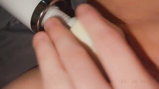 Loud groaning cum leaves vagina leaking and palpitating onlyfans @slimthickn