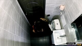 Bang in NIGHT's CLUB Water closet