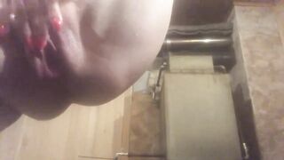 A bottle of shampoo in the cunt. Sex enjoyment in the sauna