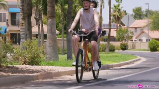 Riding greater amount than bicycles - s1:e4