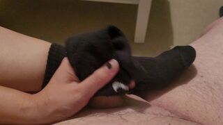 worshiping mastix darkshine's perspired hands and feet