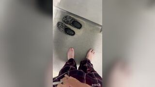Jerking off and Cumming in the Public Shower