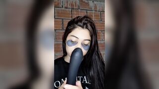 Yulieth Spills Sexy Cunt Fast and Unfathomable