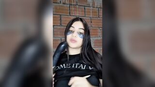 Yulieth Spills Sexy Cunt Fast and Unfathomable