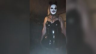 Smokin' big beautiful woman Jaw-dropping Kitty Clown with Large Titties and Butt begging to have some pleasure