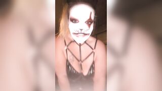 Smokin' big beautiful woman Jaw-dropping Kitty Clown with Large Titties and Butt begging to have some pleasure