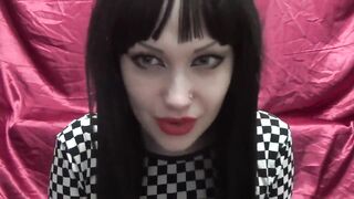 Cuckolding u my silly serf