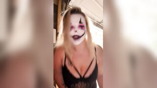 Pawg Smokin' and dancing vibe with me! Whoop whoop