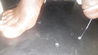 TWERKING HARD ON THE HUGE JOCK LIVE