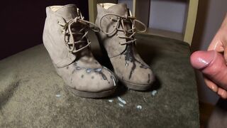 Wonderful Spunk fountain on step mamas cute boots