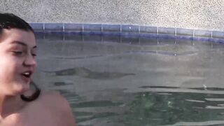 Massive Titty Whore Bangs Ramrod in Car Garage After Gym