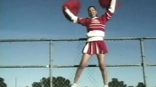 Hottie skin cheerleader gets her twat licked previous to sucking stud's wang