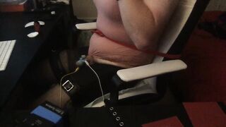Electro Pang for Sissy Wench