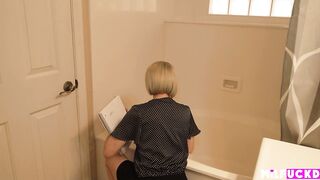 Realtor Kyla Keys seals the deal with sexy fresh client Parker Savage