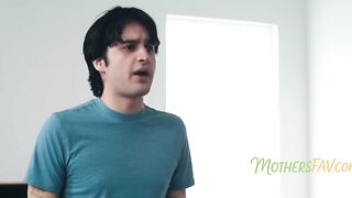 Stepmom Undressed - Ryan Keely, Elias Money